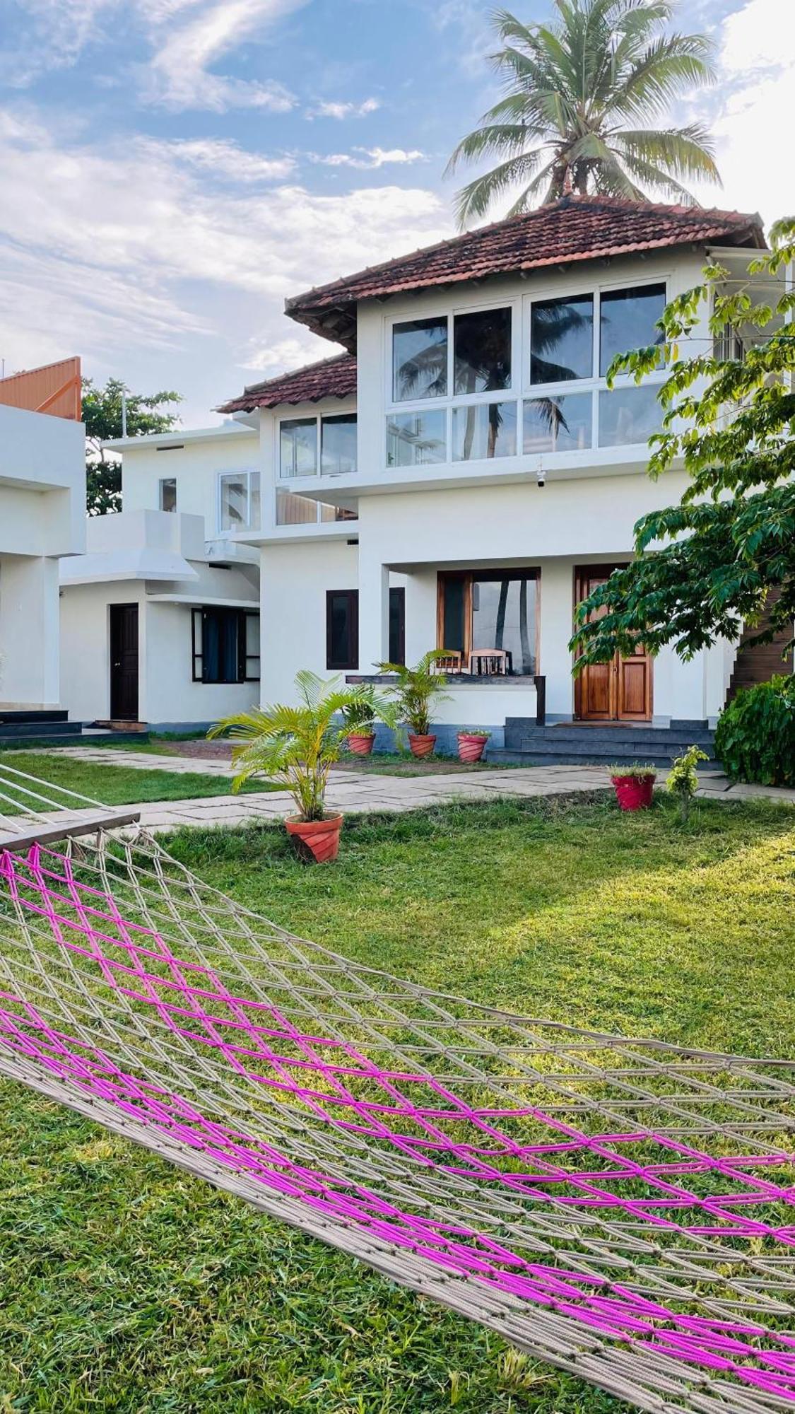 Solaris Beach View Resort & Spa By Voye Homes Varkala Exterior photo
